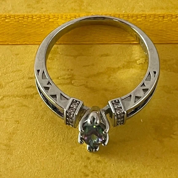 NWOT Mystic Topaz Sterling Silver Ring 925 - Picture 2 of 6